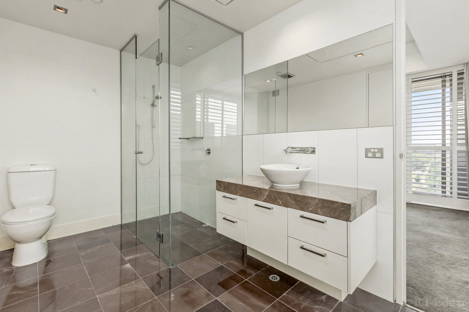 Real Estate and Property in 1806/368 St Kilda Road, Melbourne, VIC