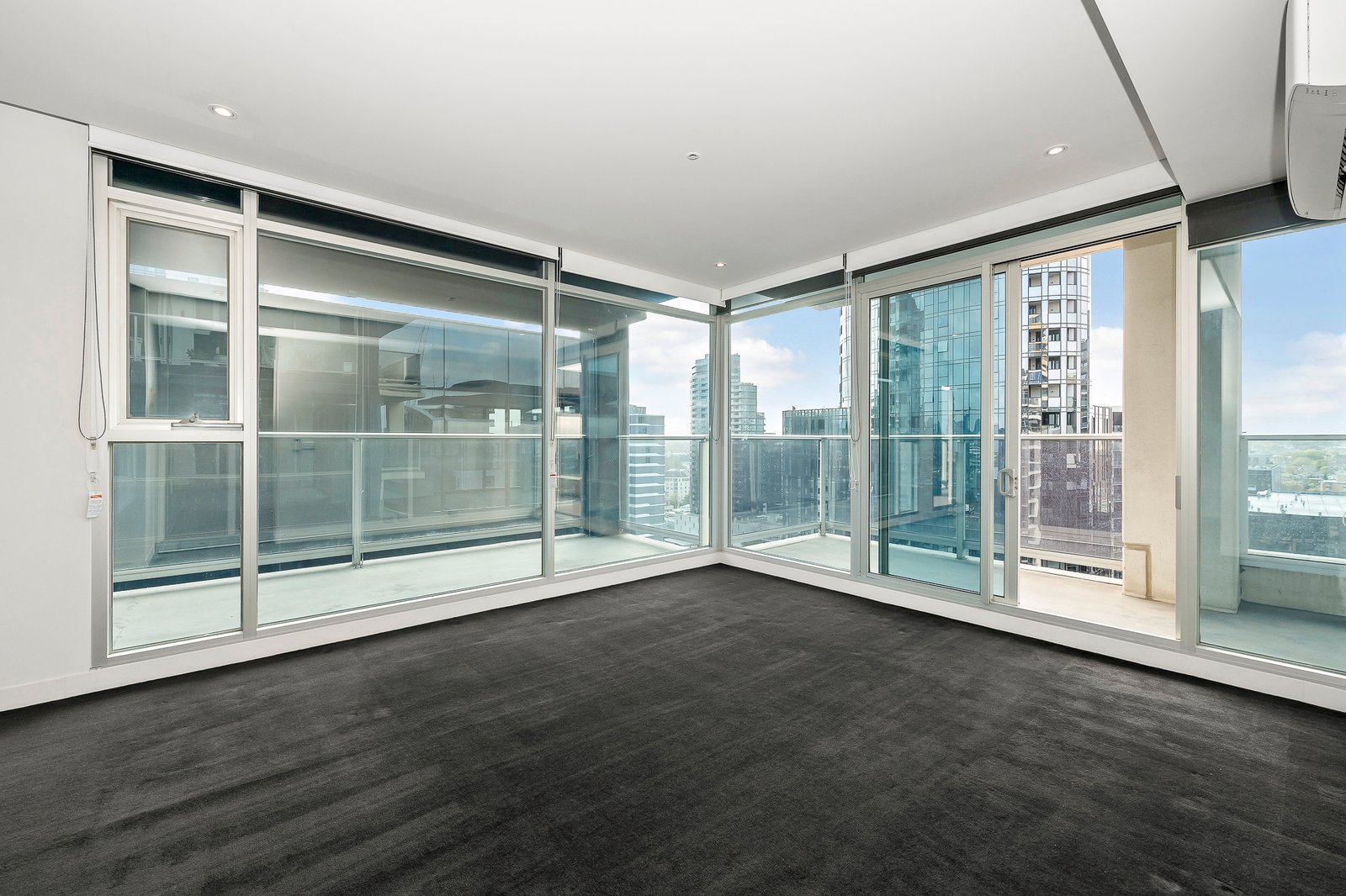Real Estate and Property in 1808/7 Yarra Street, South Yarra, VIC