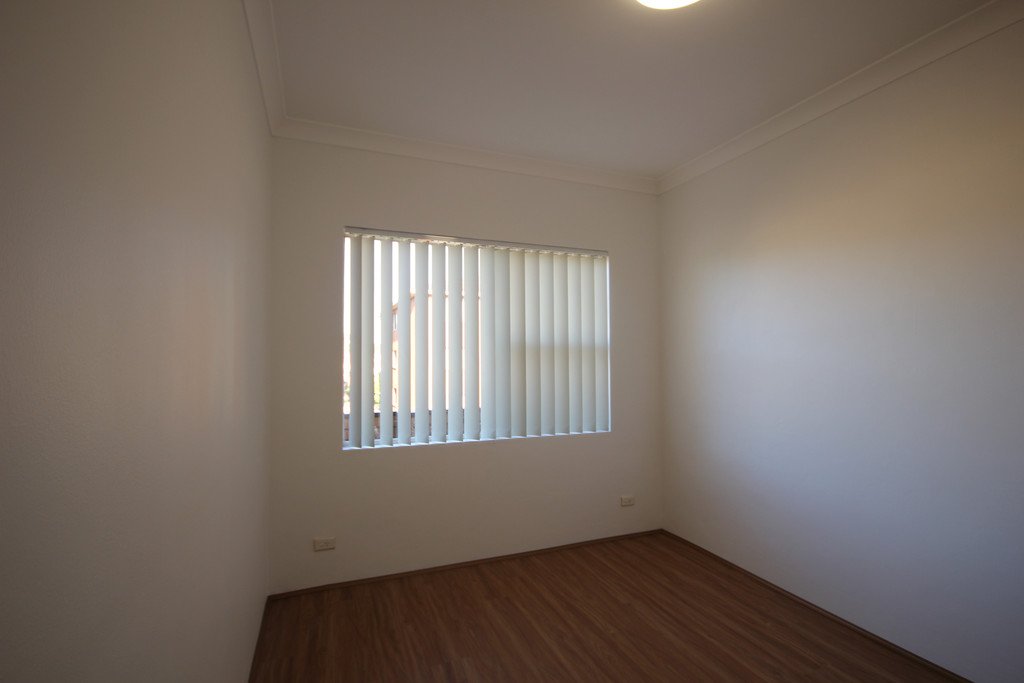 18/1-5 King Street KOGARAH 5