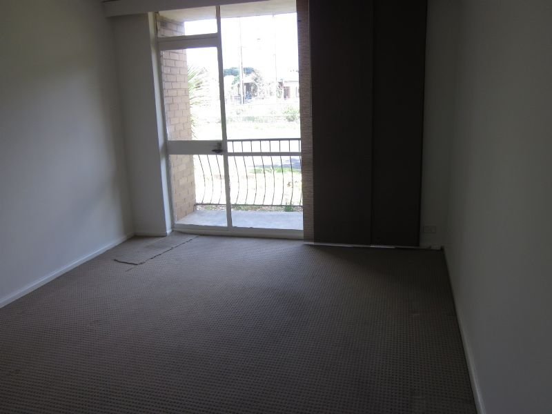 Gallery: 1/81 Bellairs Avenue
