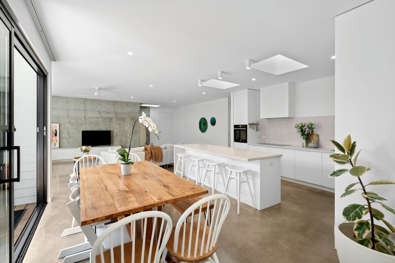 Real Estate and Property in 1/81 Bellarine Highway, Point Lonsdale, VIC