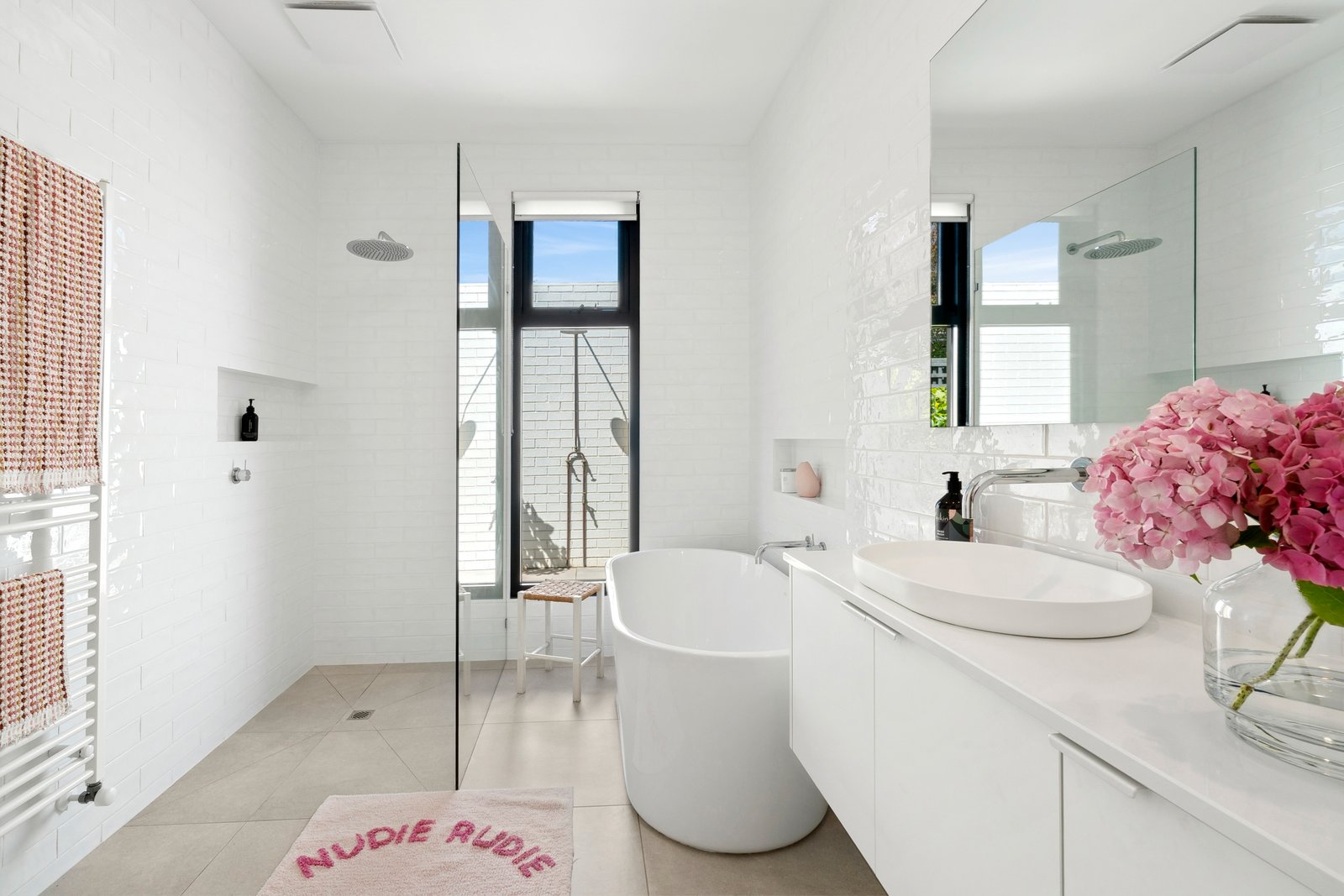 Real Estate and Property in 1/81 Bellarine Highway, Point Lonsdale, VIC