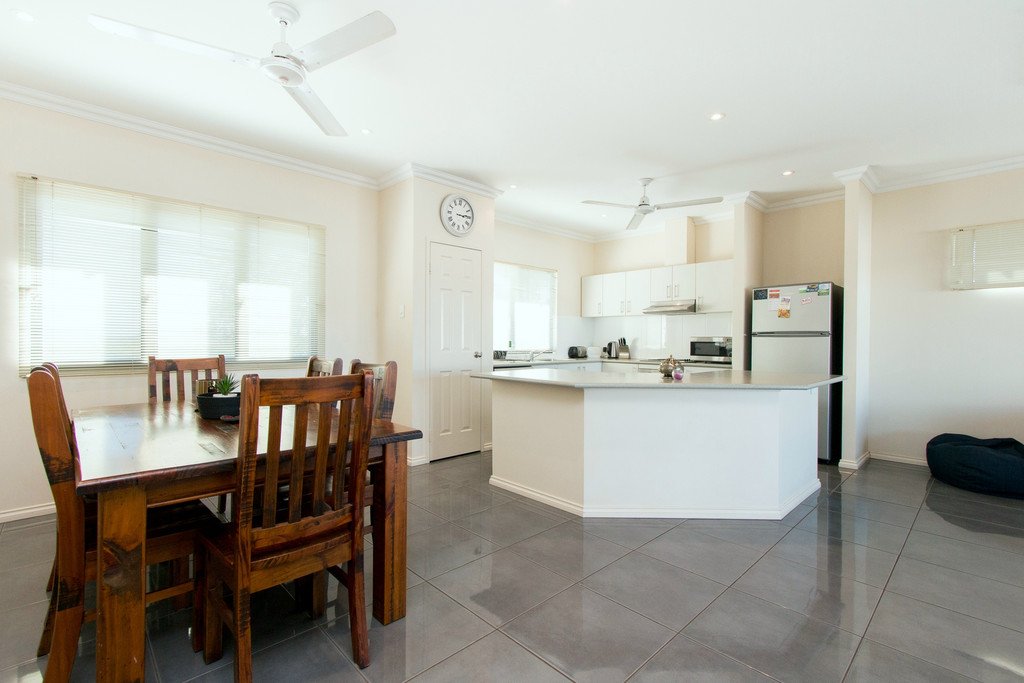 18/1 Bernard Way CABLE BEACH 8