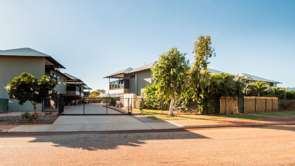 18/1 Bernard Way CABLE BEACH 9