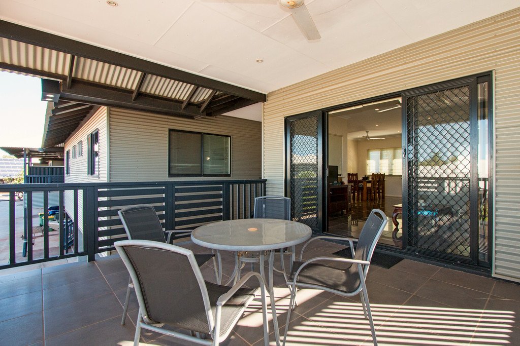 18/1 Bernard Way CABLE BEACH 11