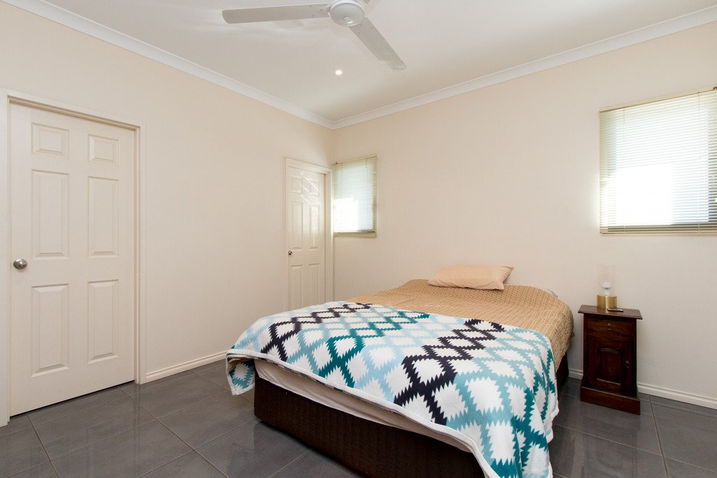 18/1 Bernard Way CABLE BEACH 17