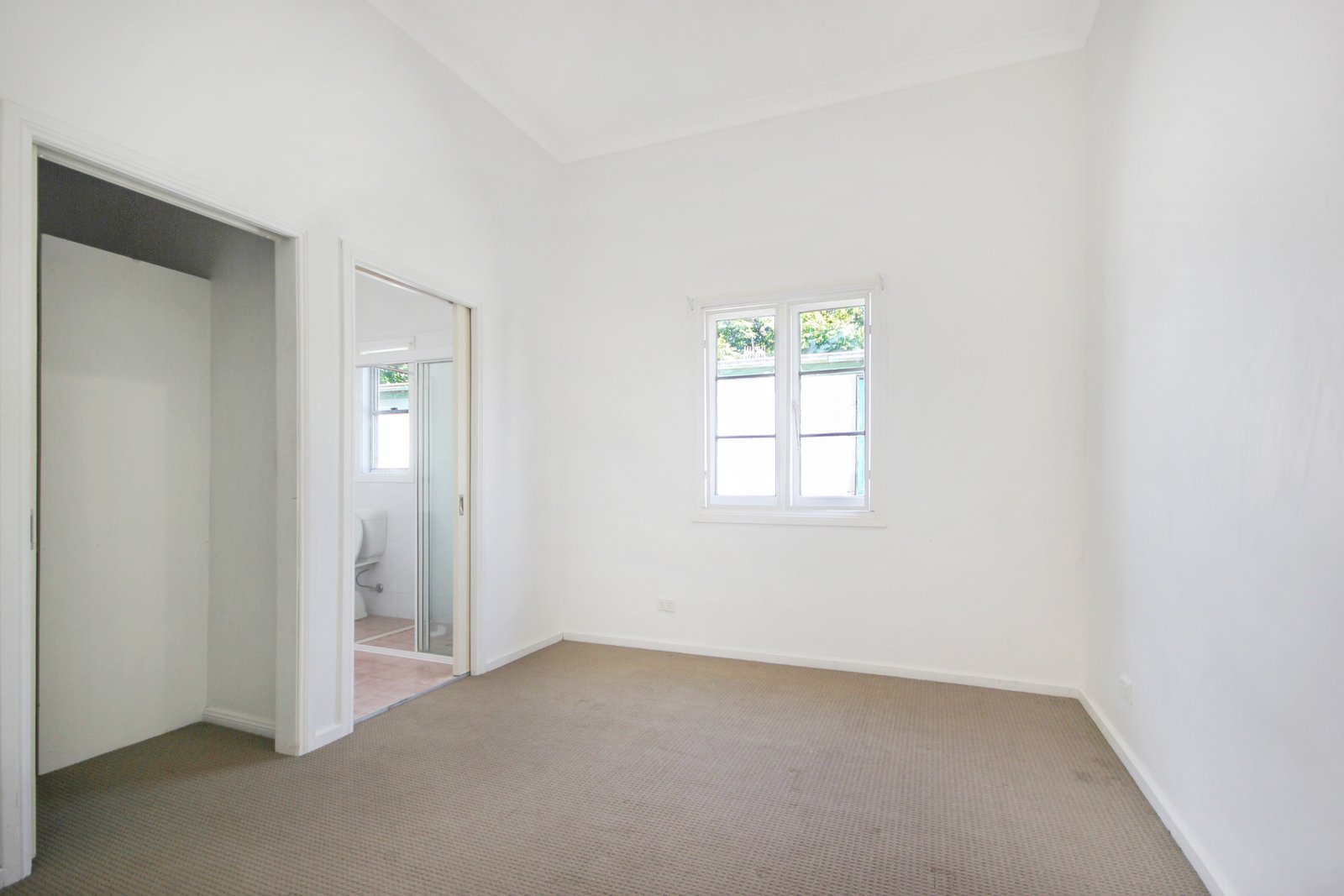 1/81 Bold Street LAURIETON 4