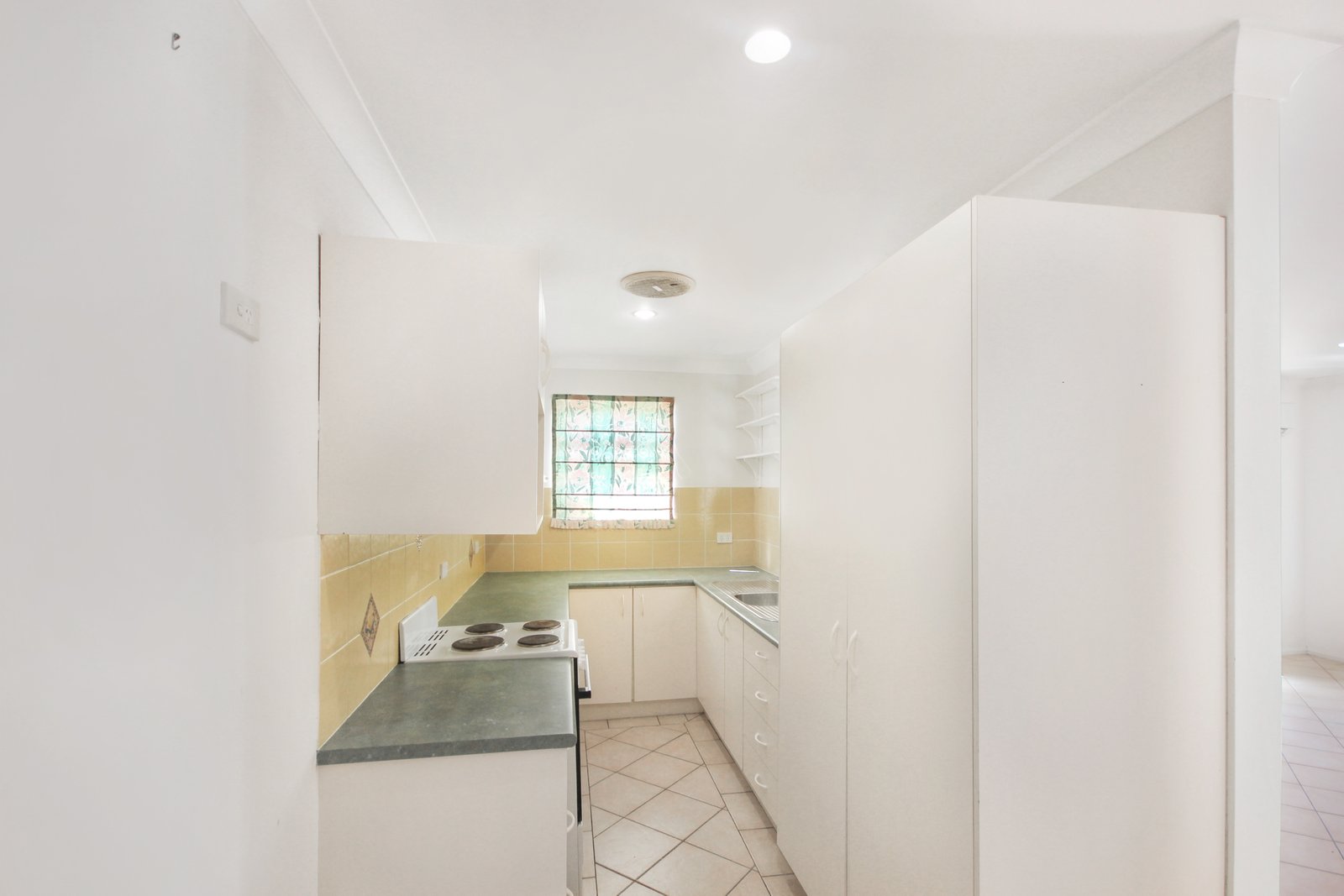1/81 Bold Street LAURIETON 6