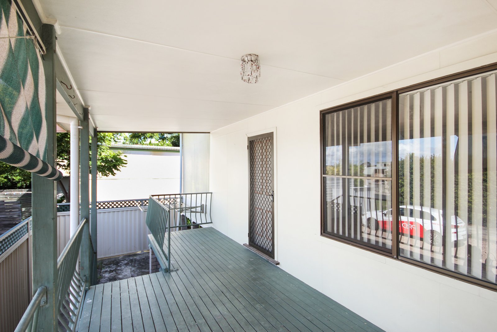 1/81 Bold Street LAURIETON 9