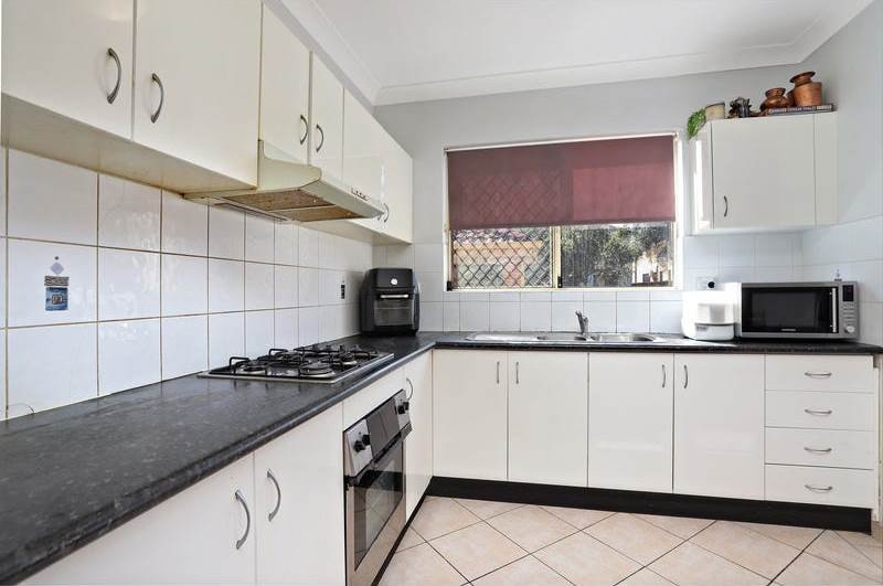 1/81 Park Street CAMPSIE 3