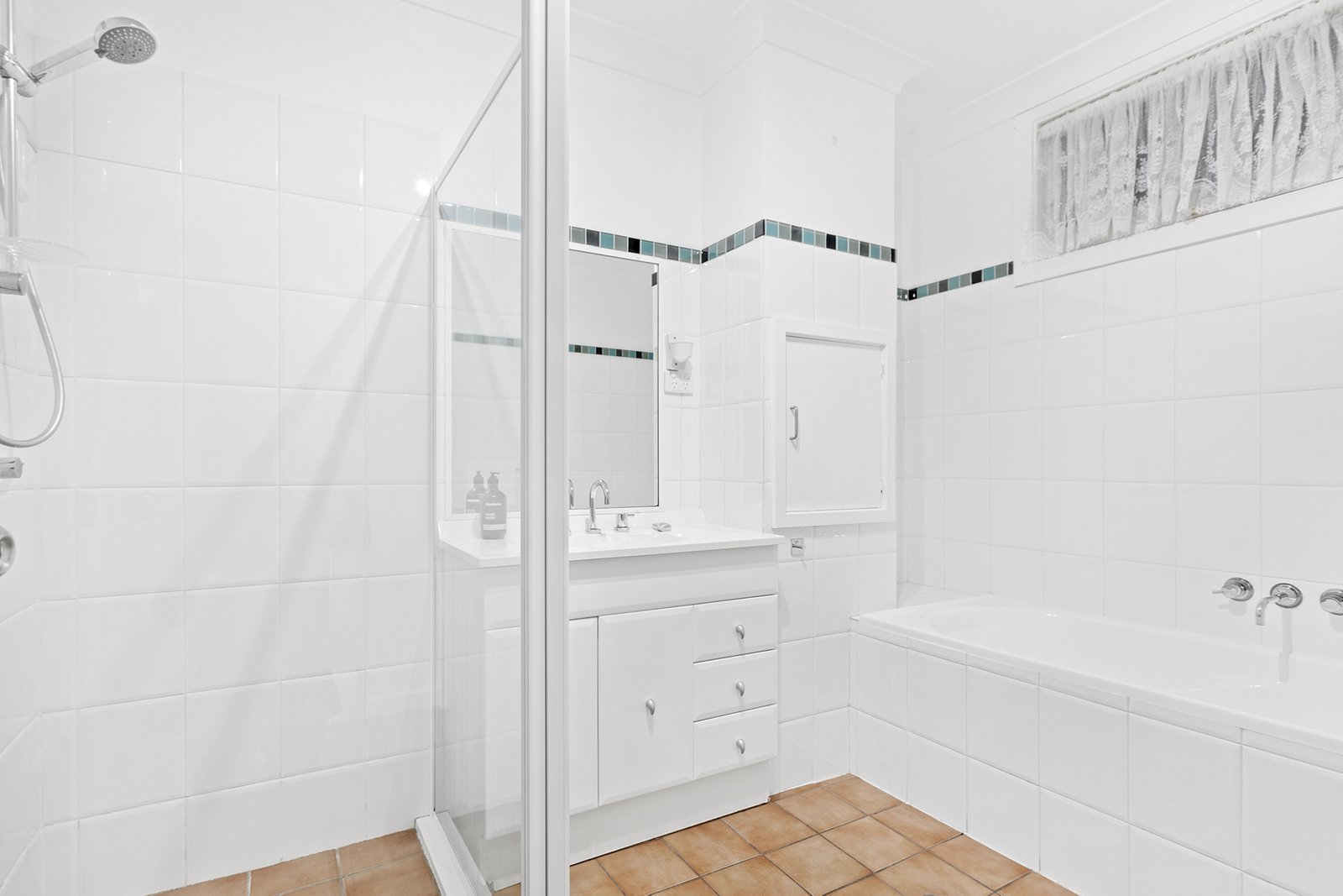 1/81 Stockton Street NELSON BAY 13