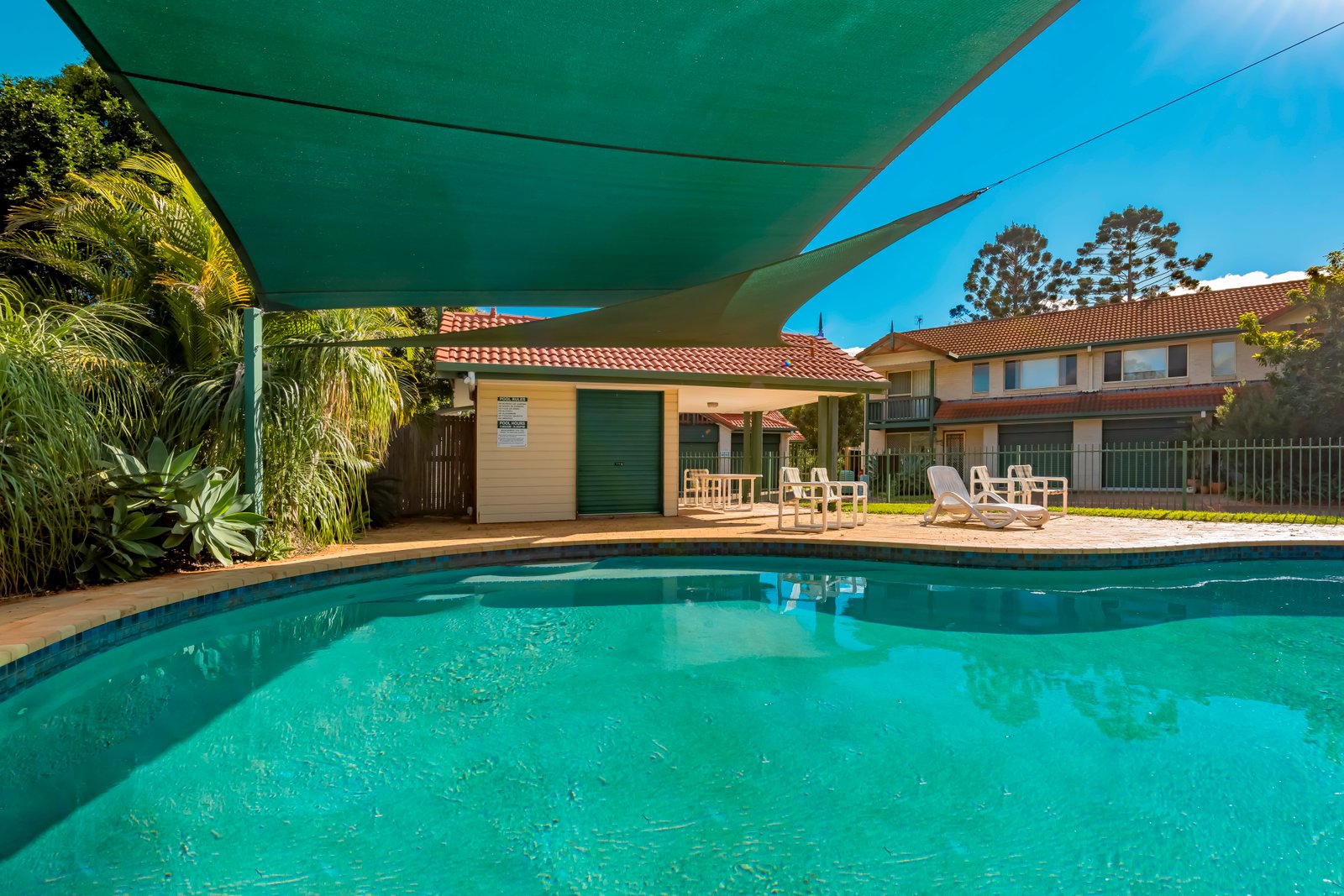 18/1 Township Drive BURLEIGH HEADS 12