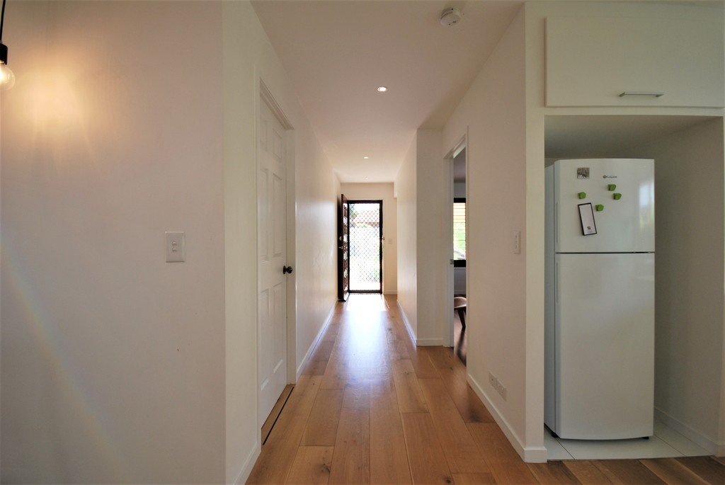 1/81 Treeview Drive BURLEIGH WATERS 8