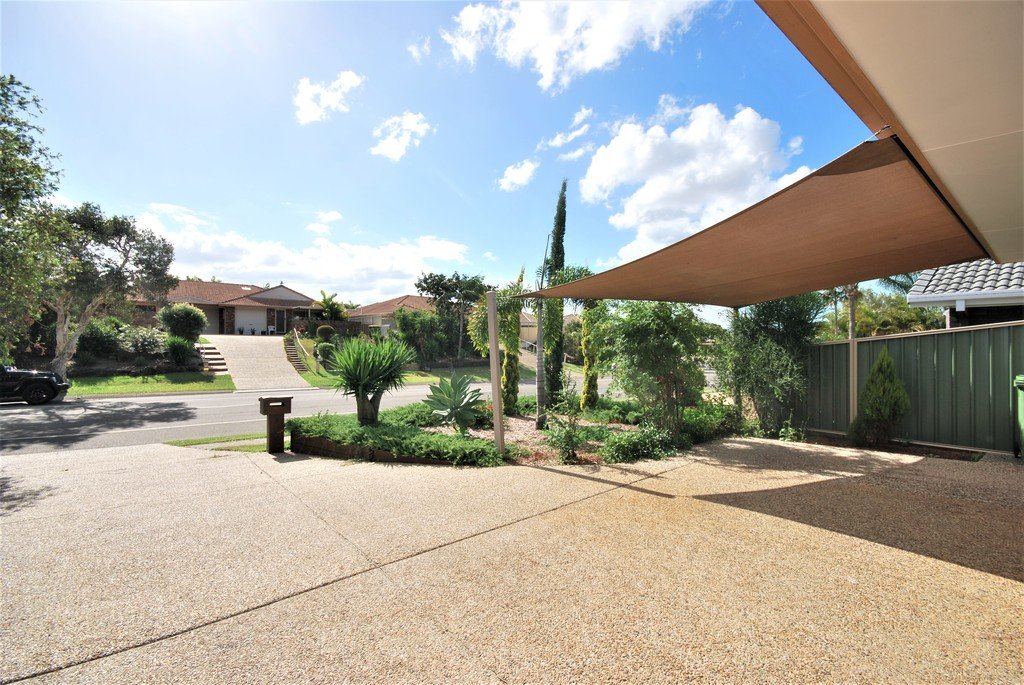 1/81 Treeview Drive BURLEIGH WATERS 18