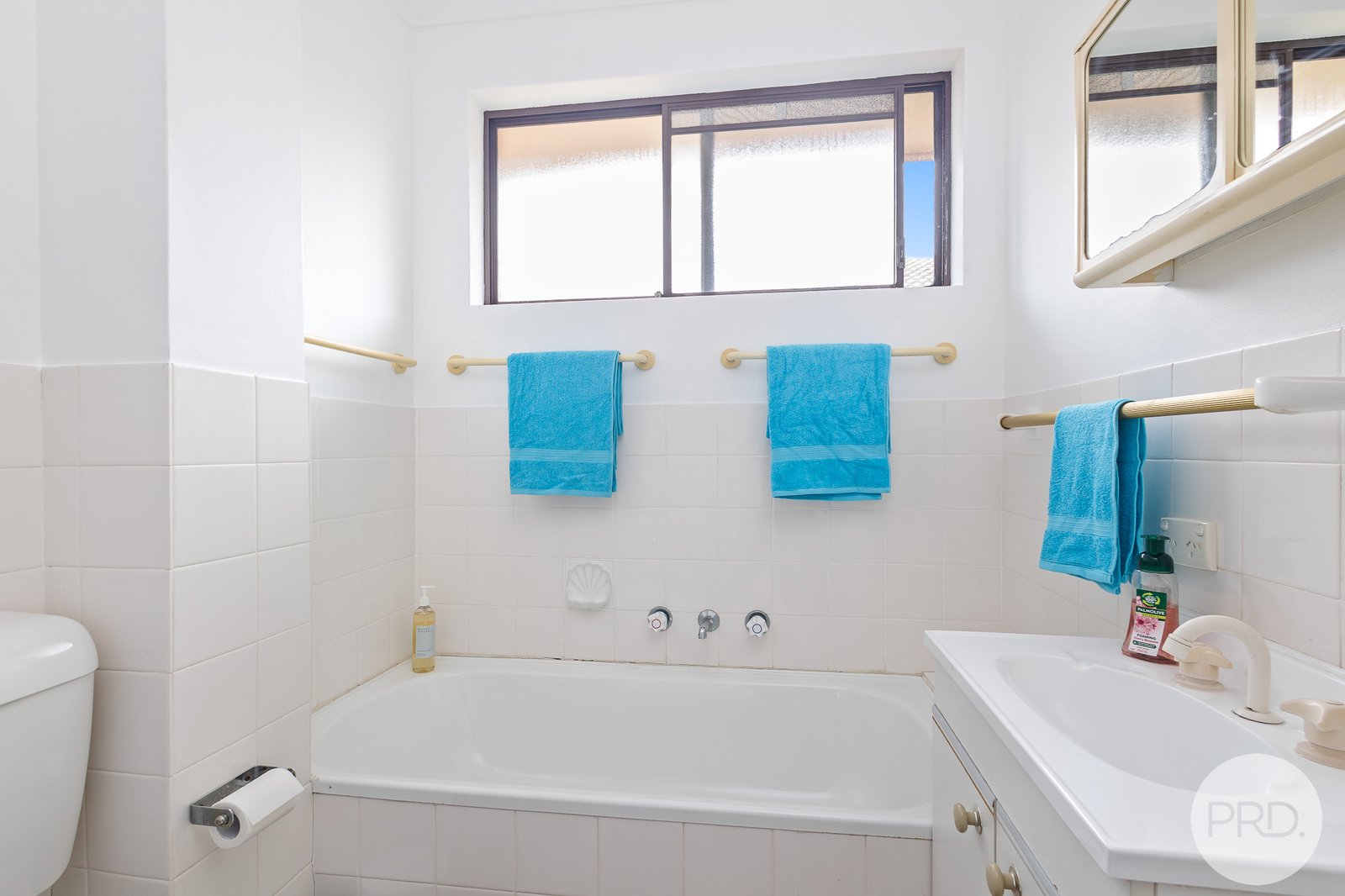 18/1 Weatherly Close NELSON BAY 15