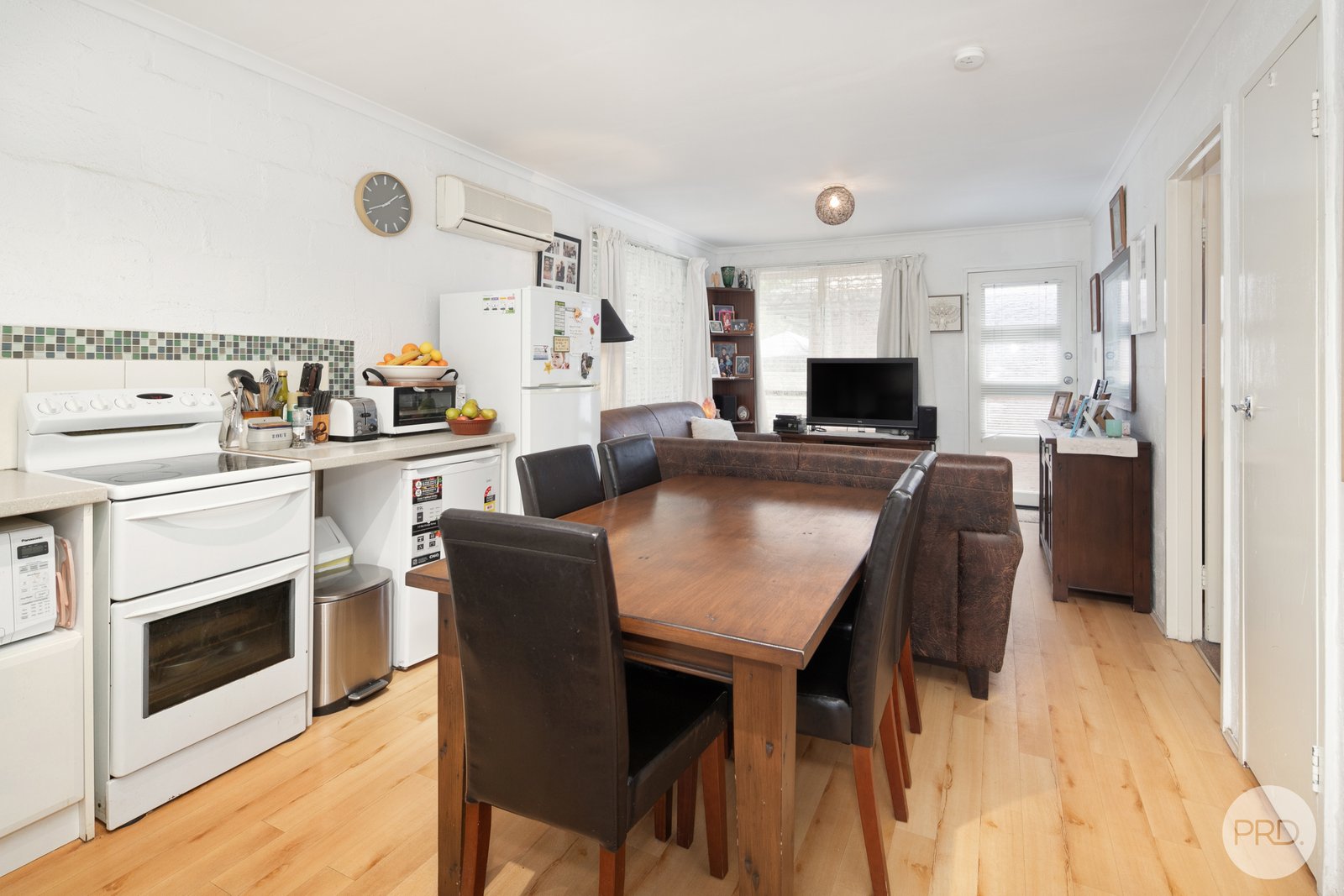 18/10 Simpson Street BLACK HILL 4