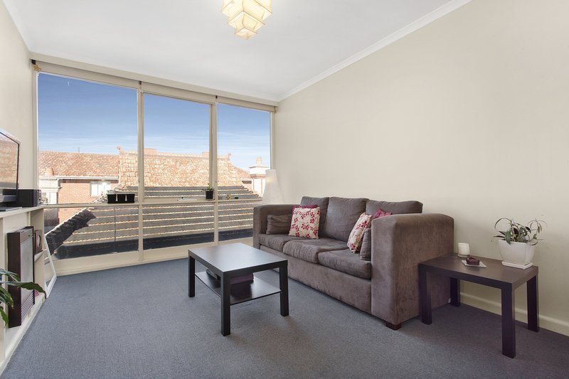 Gallery: 18/102 Park Street