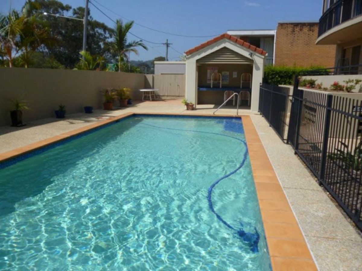 18/1040 Gold Coast Highway PALM BEACH 6