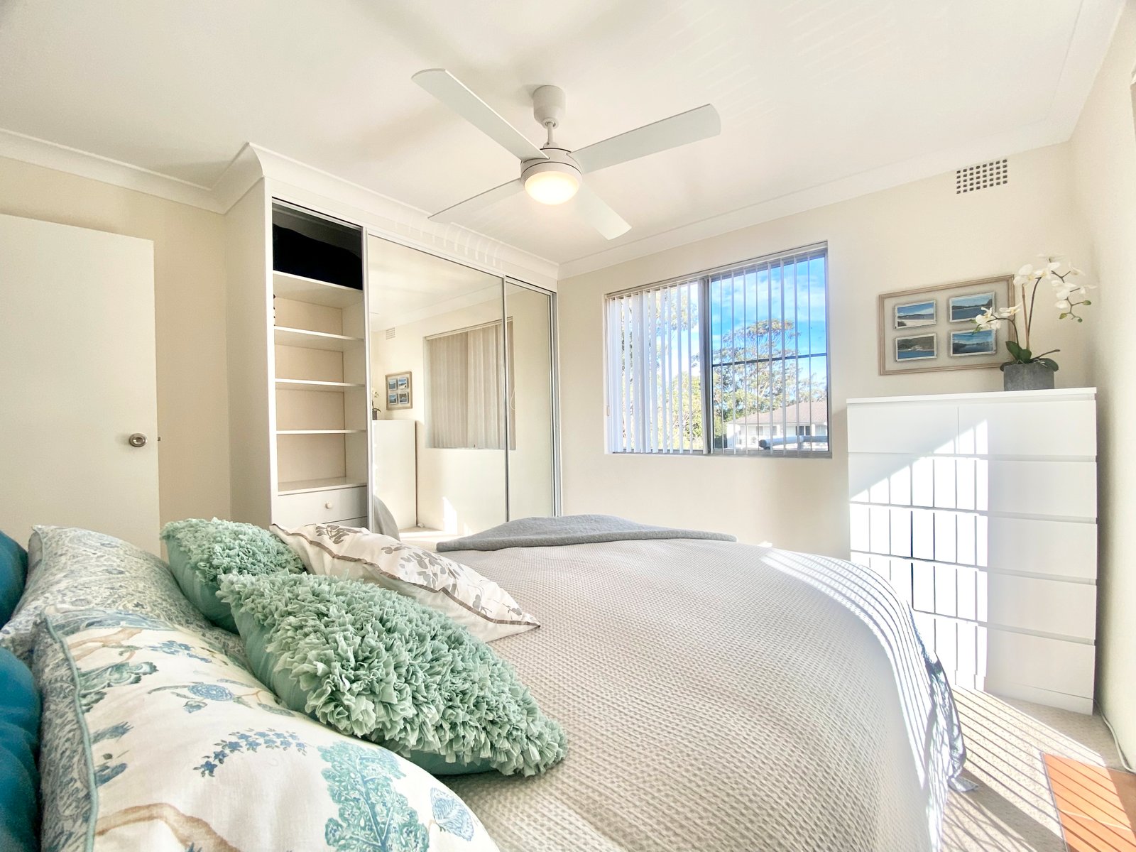 18/11 Catalina Close NELSON BAY 11