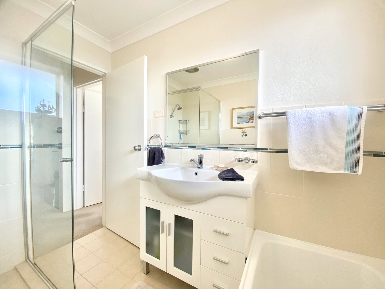 18/11 Catalina Close NELSON BAY 15