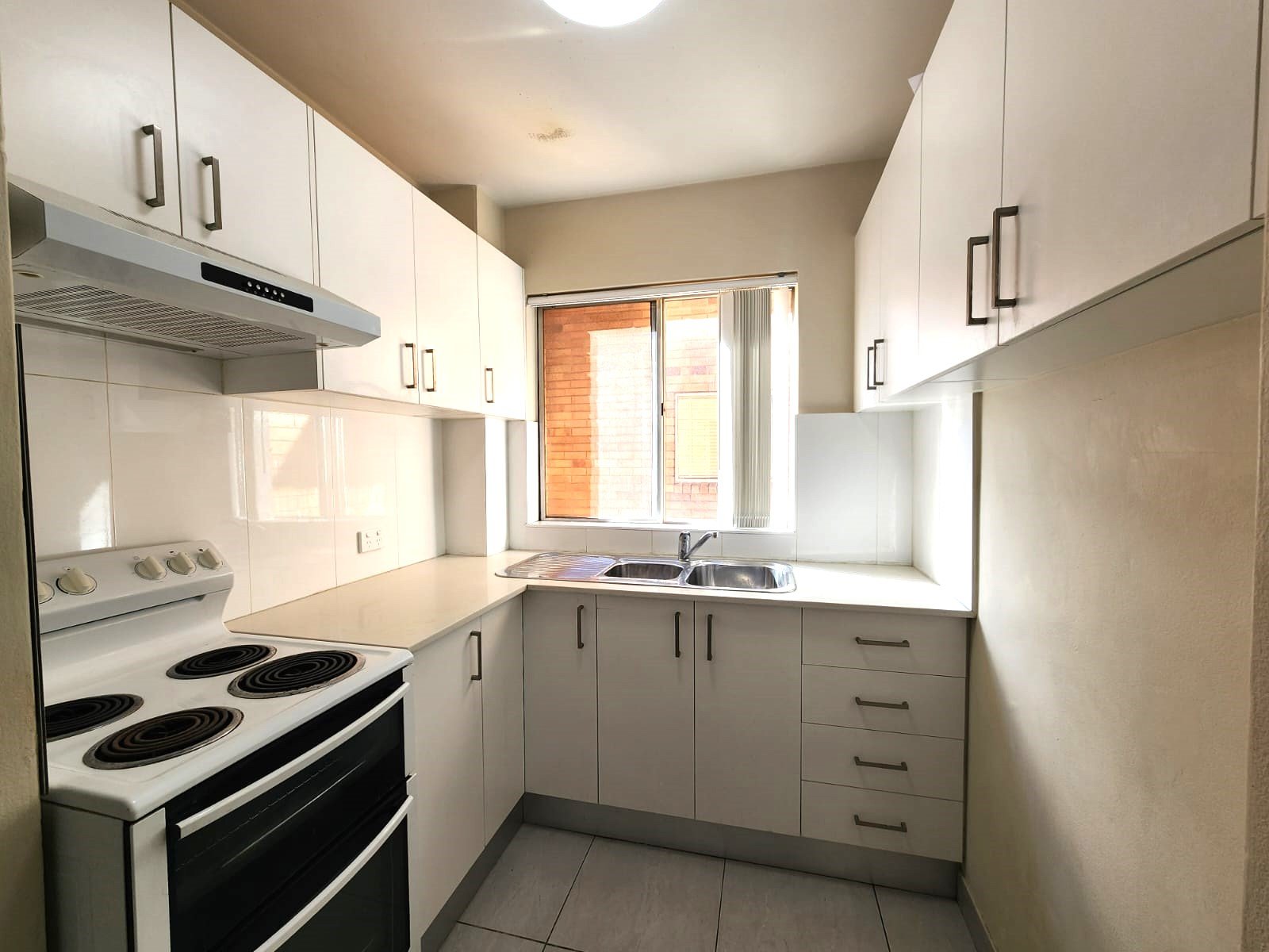 18/11 Forbes Street WARWICK FARM 3