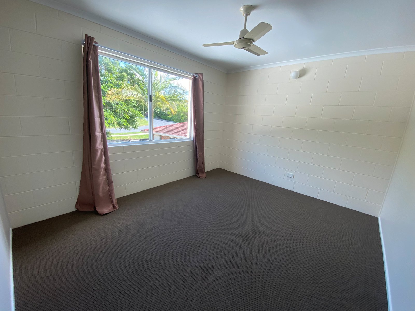 18/11 Island Drive CANNONVALE 5