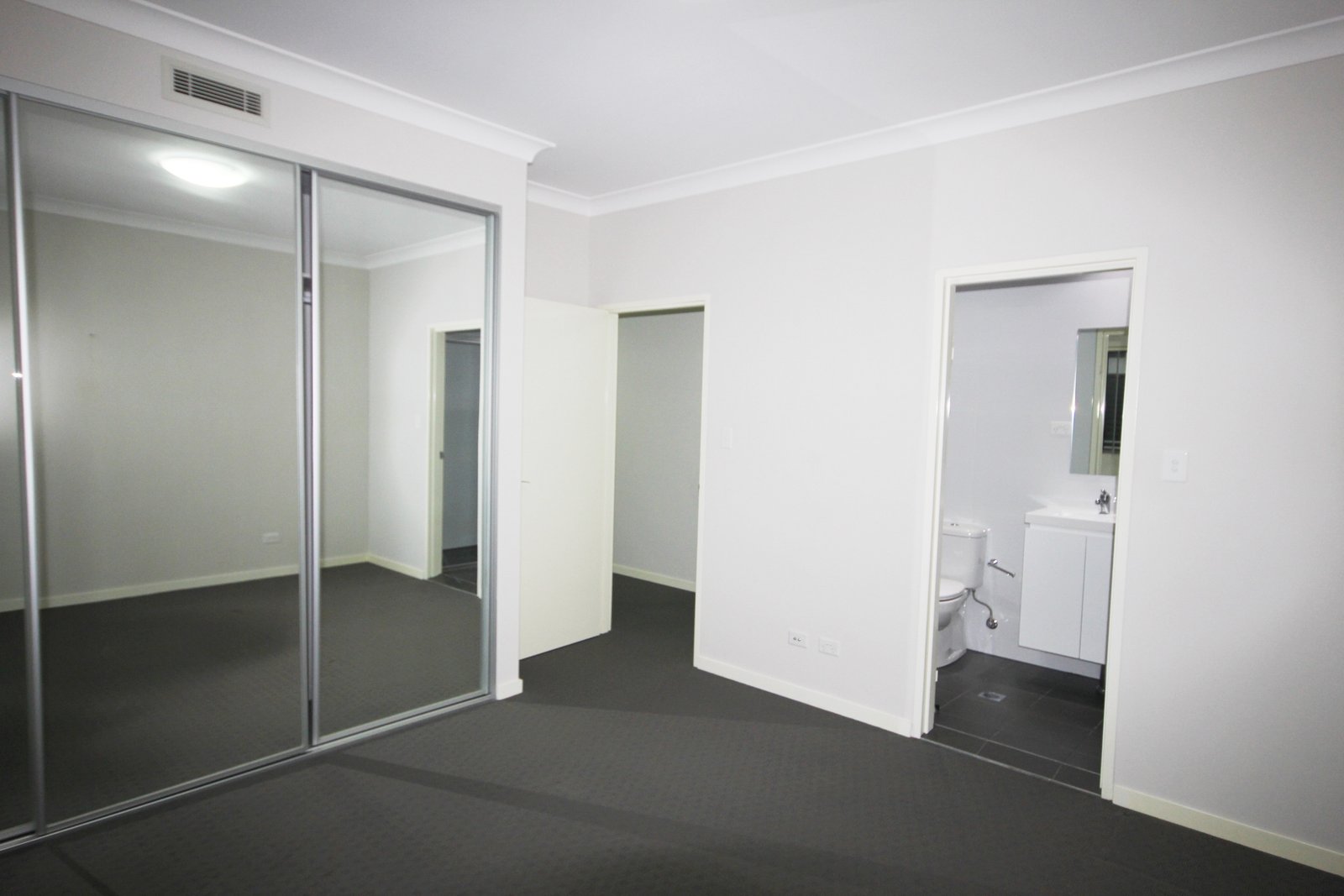 18/12-16 Terrace Road DULWICH HILL 6