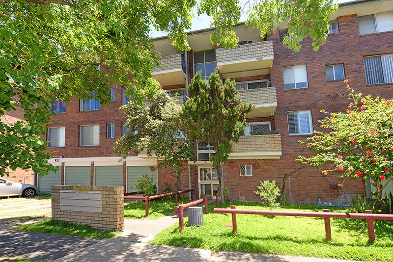 18/12 Grace Campbell Crescent HILLSDALE 1