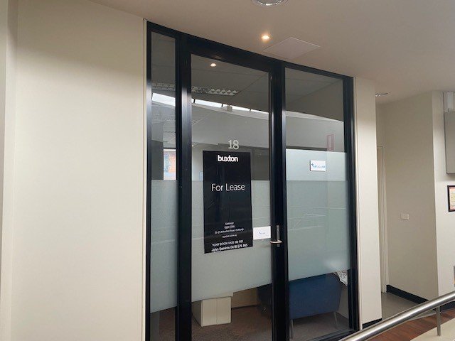 Gallery: 18/1253 Nepean Highway