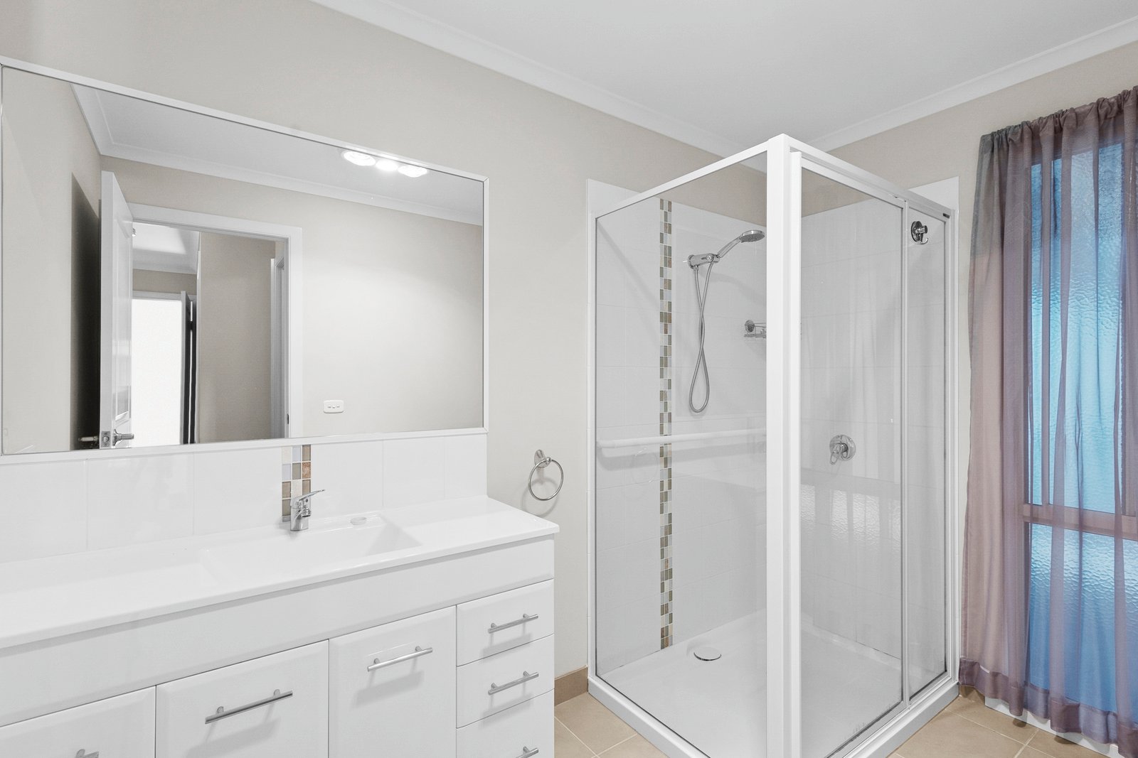 18/127 High Street NAGAMBIE 5