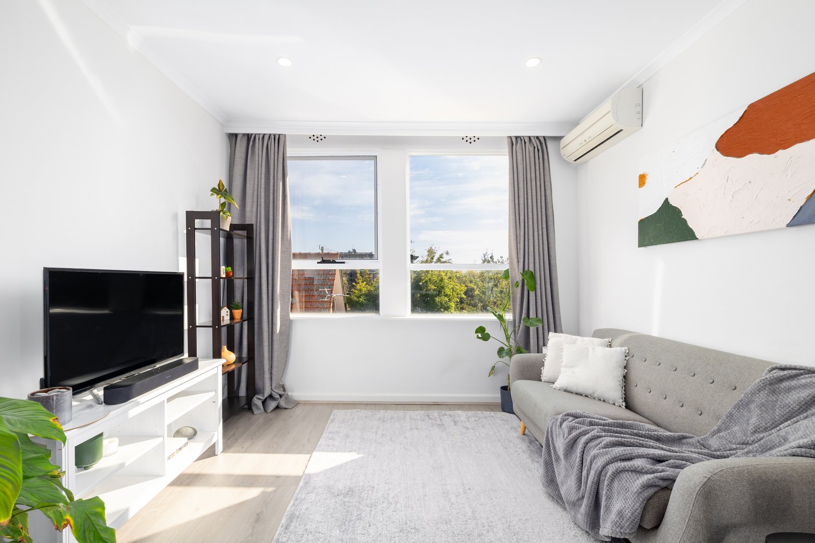 Gallery: 18/134 Brighton Road