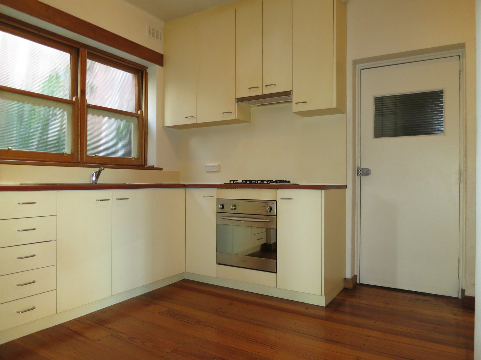 Gallery: 18/14A Chapel Street