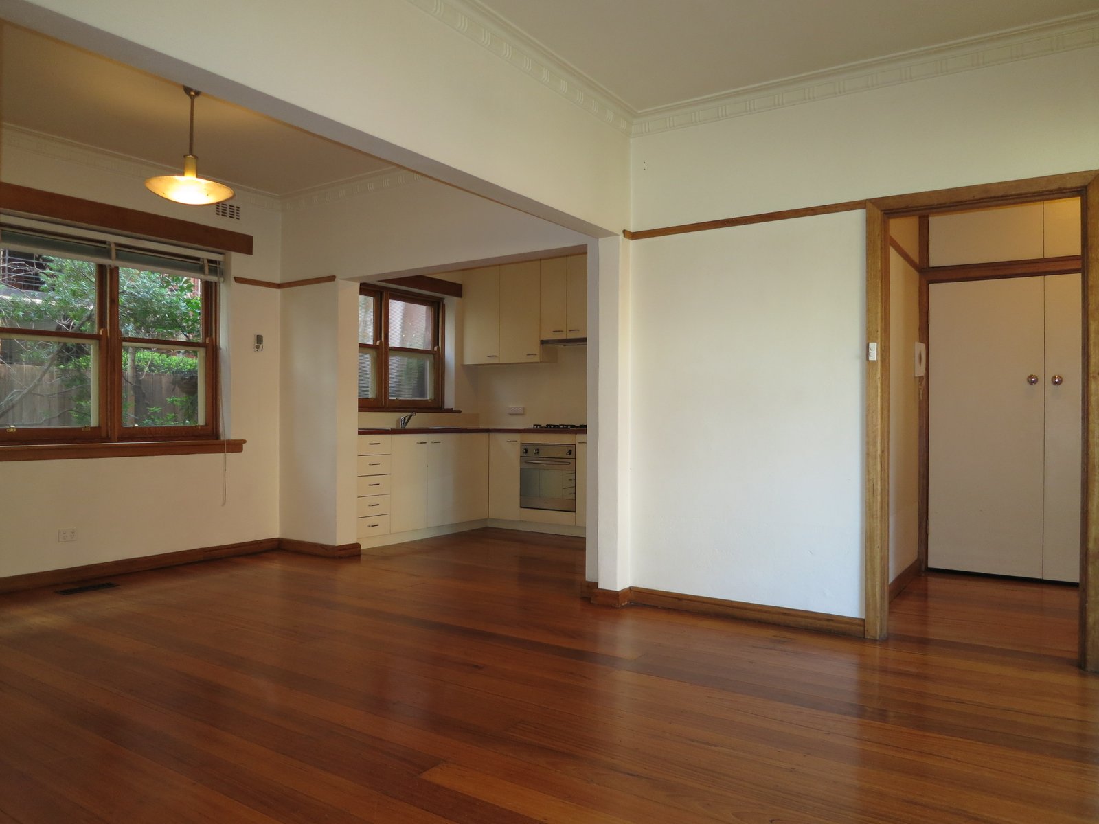 Gallery: 18/14A Chapel Street