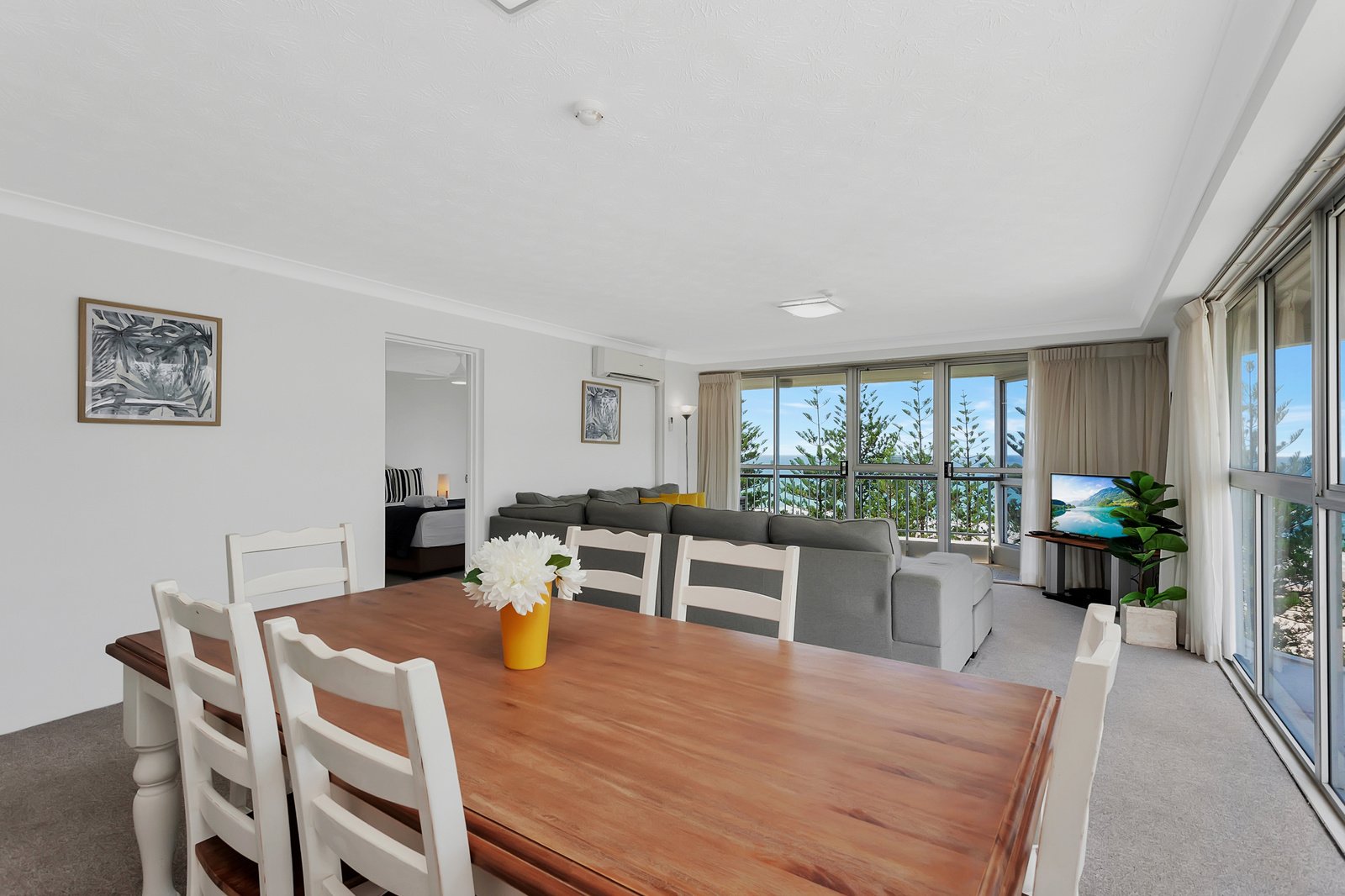 18/170 The Esplanade BURLEIGH HEADS 5