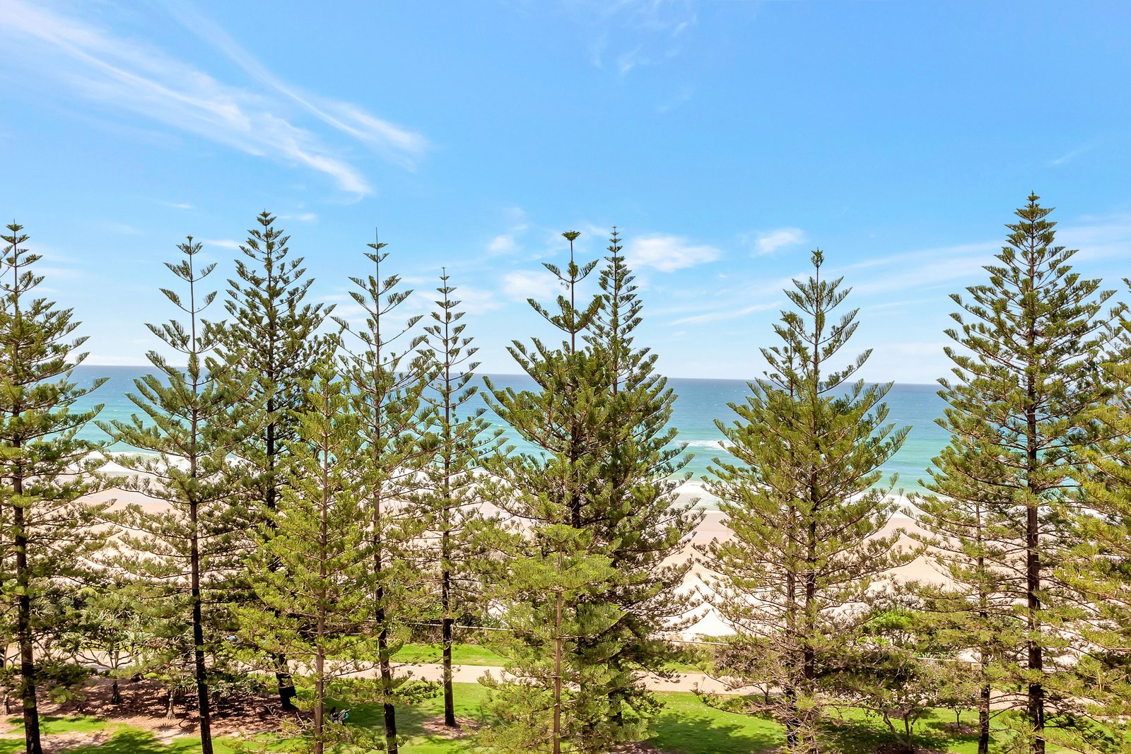 18/170 The Esplanade BURLEIGH HEADS 15