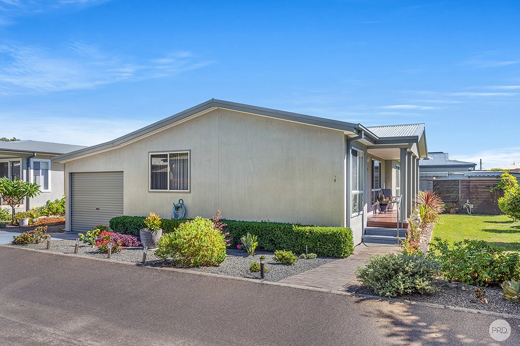 18/1a Gordon Close ANNA BAY 4