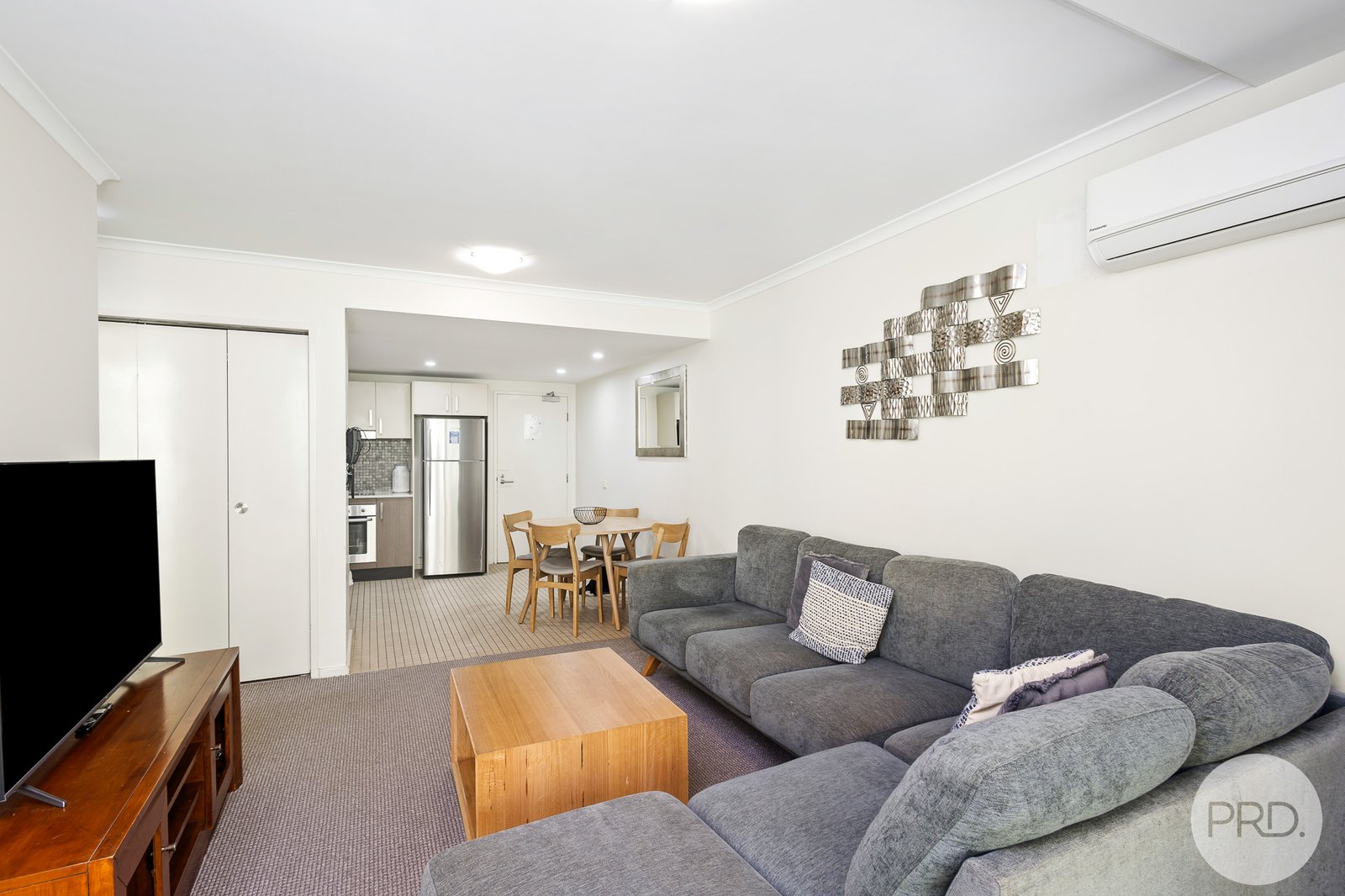 18/1A Tomaree Street NELSON BAY 9