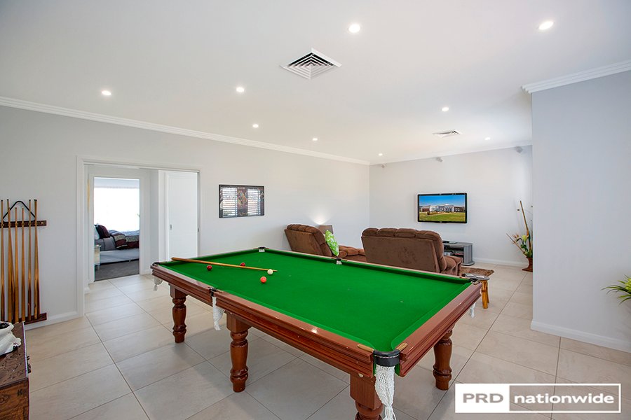 182 Browns Lane TAMWORTH 7