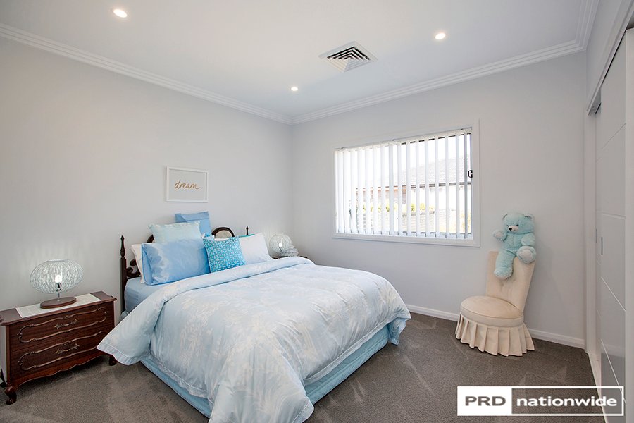 182 Browns Lane TAMWORTH 10