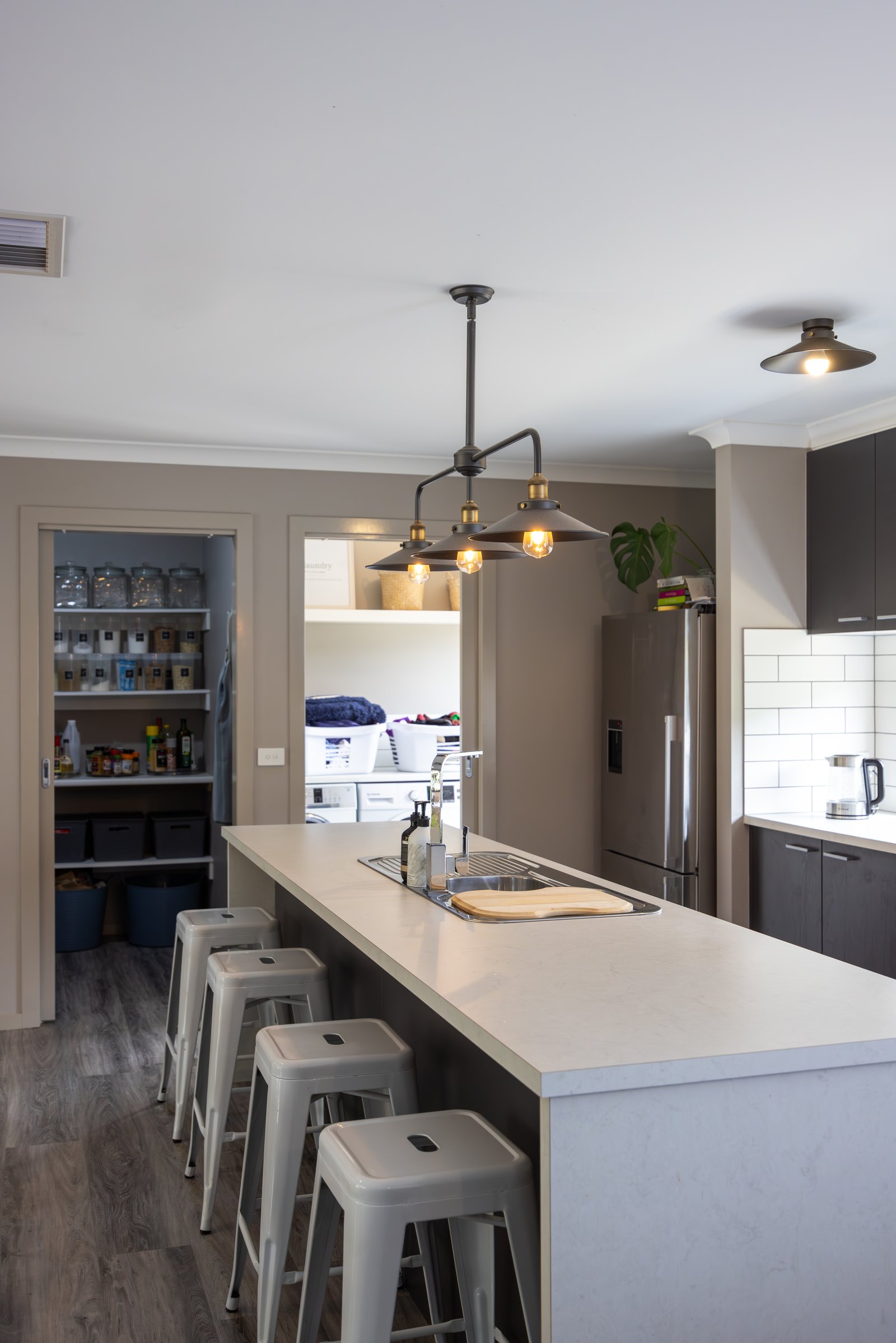 182 Burgoyne Street HUNTLY 7