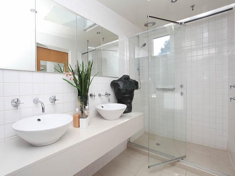 Gallery: 182 Heath Street