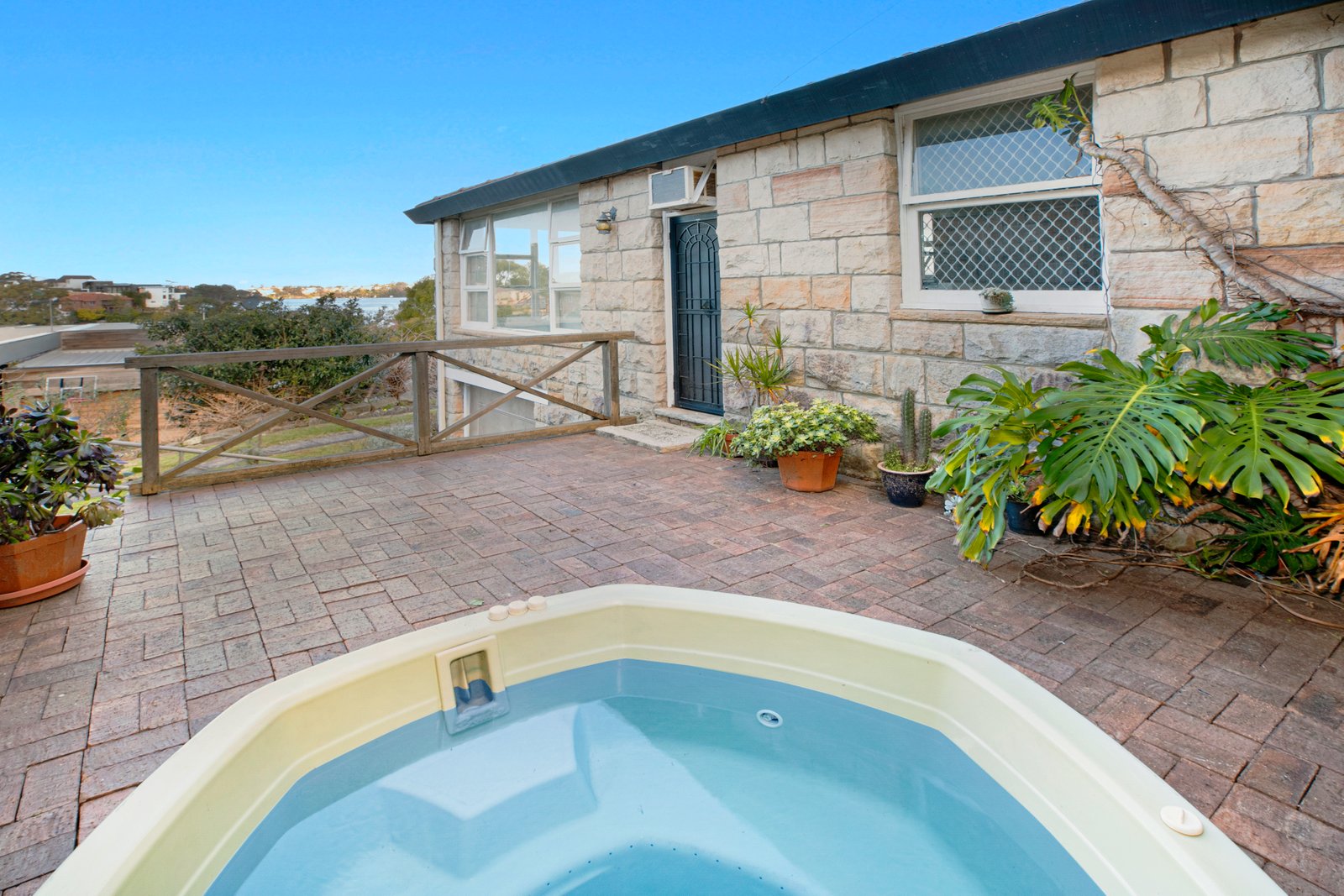 182 Terry Street CONNELLS POINT NSW 2221