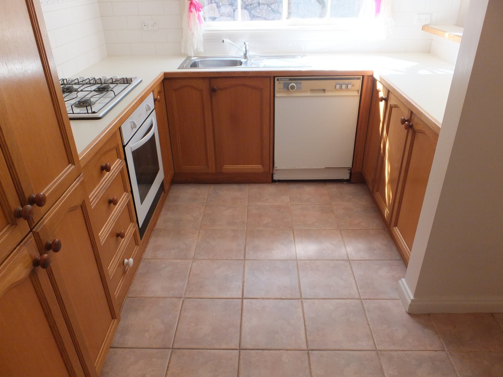 Gallery: 1/82 Thornhill Road