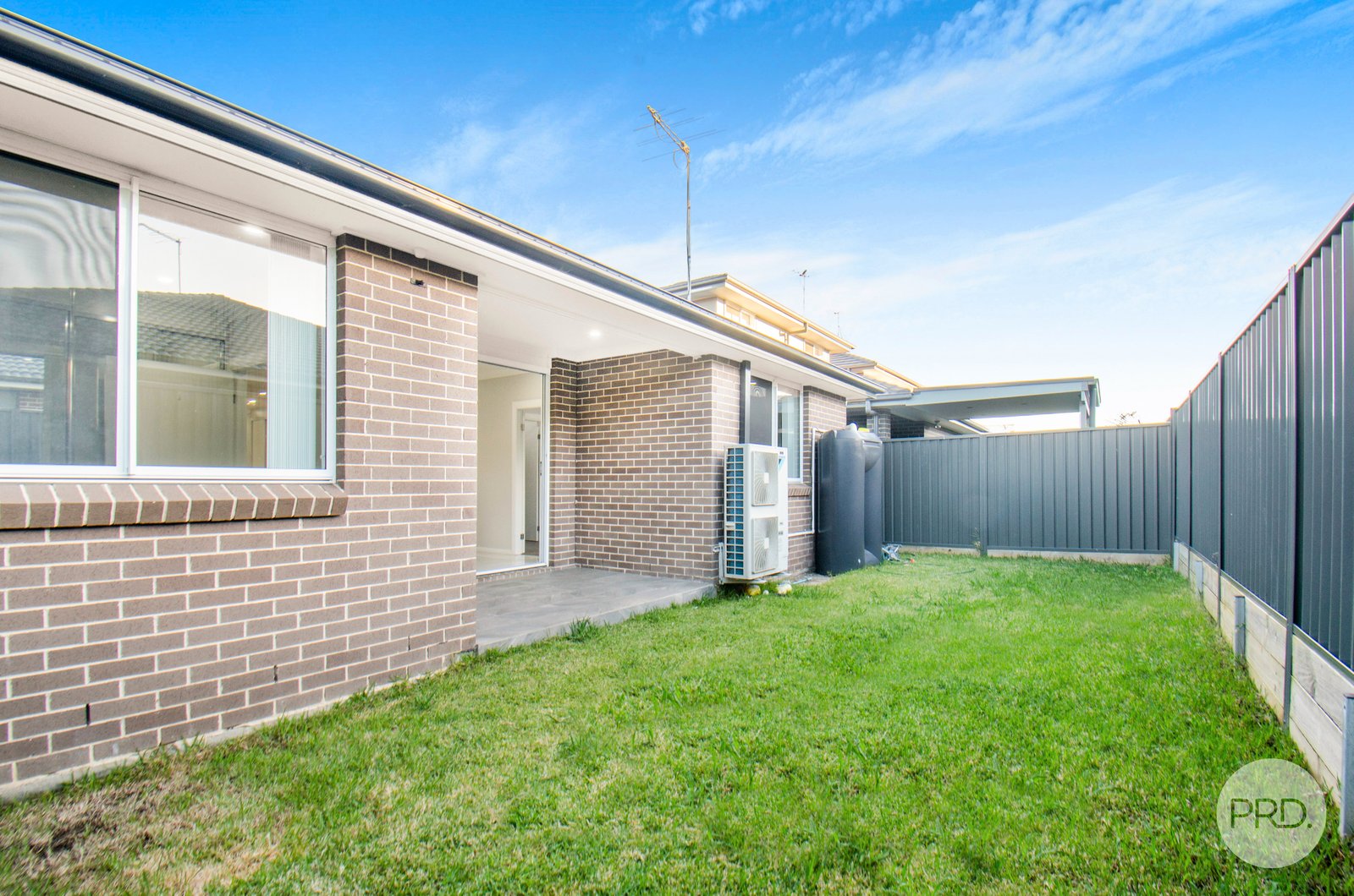 182 Willowdale Drive, DENHAM COURT NSW 2565