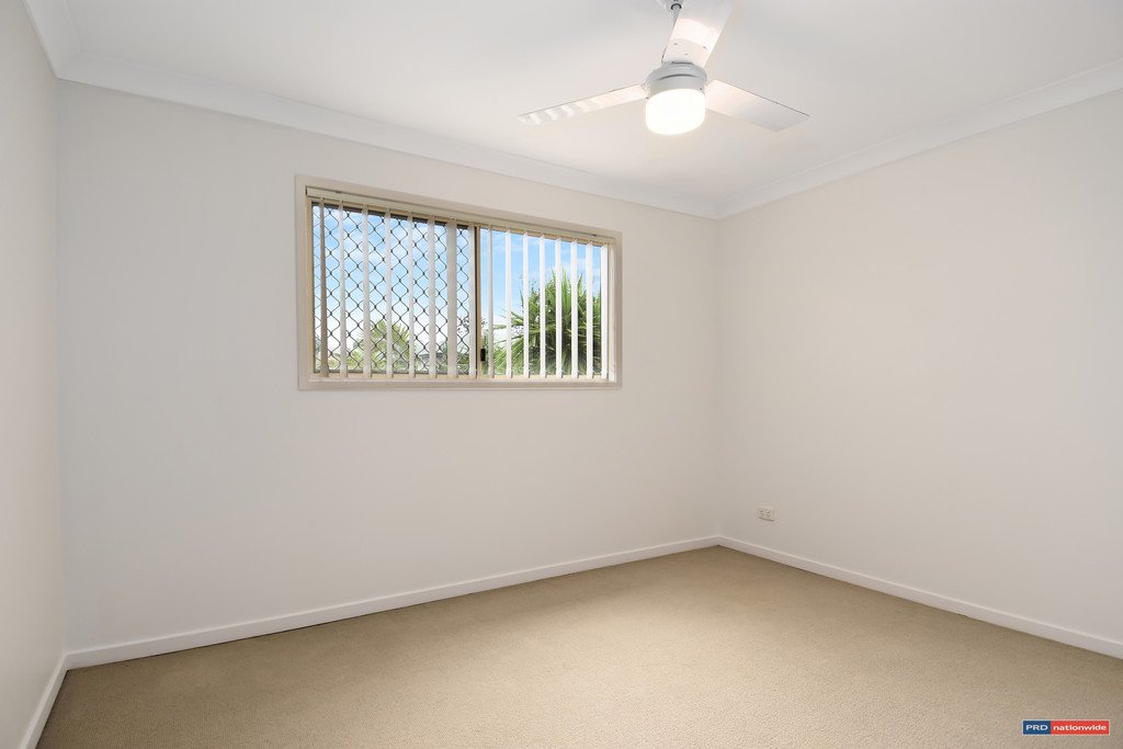 1/82 Worendo Street SOUTHPORT 11
