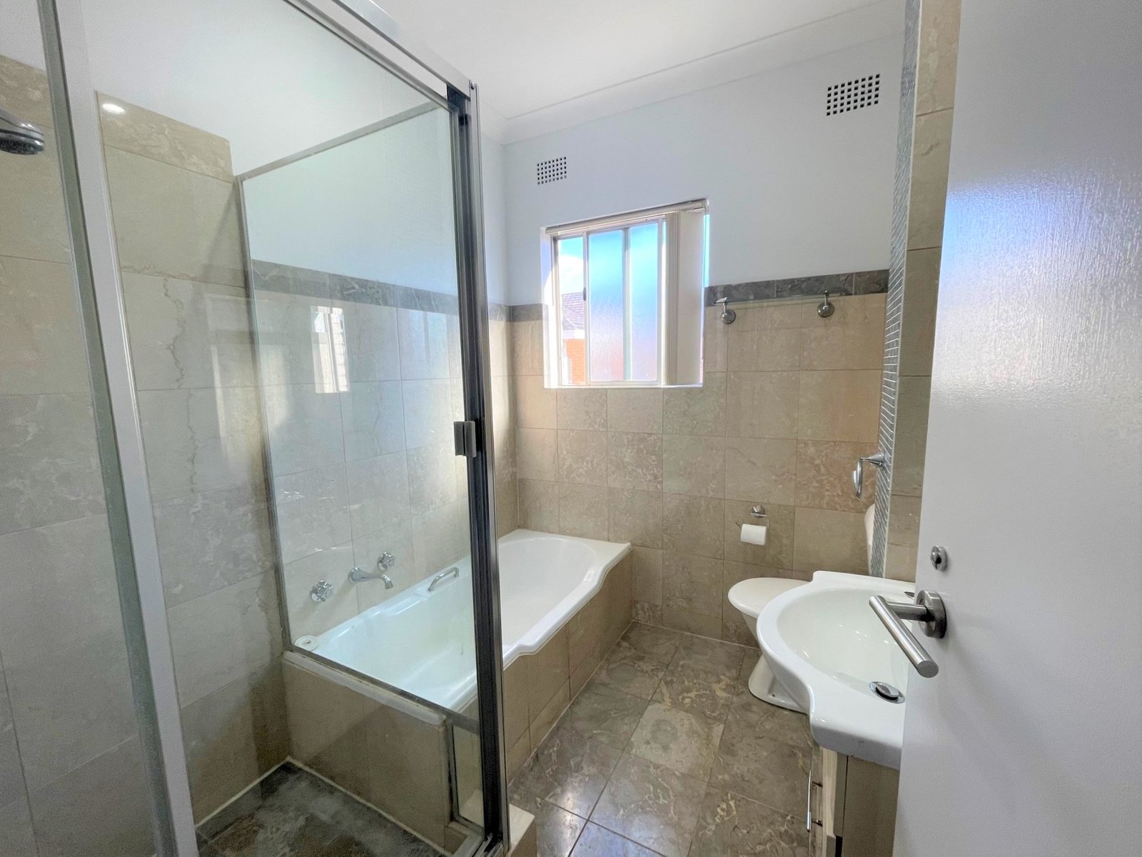 18/213 President Avenue MONTEREY 7