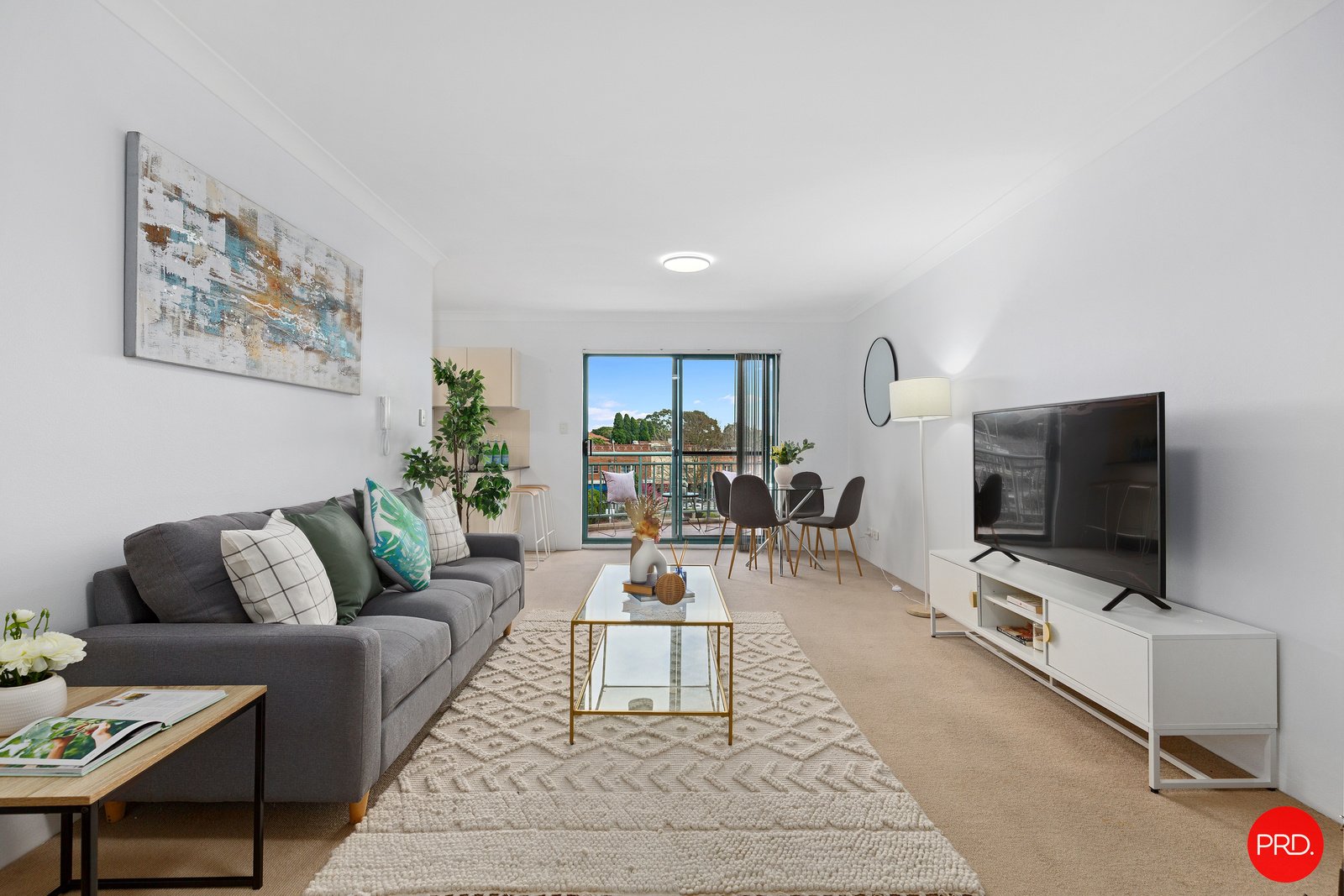 18/22-24 Sarsfield Circuit BEXLEY NORTH 1