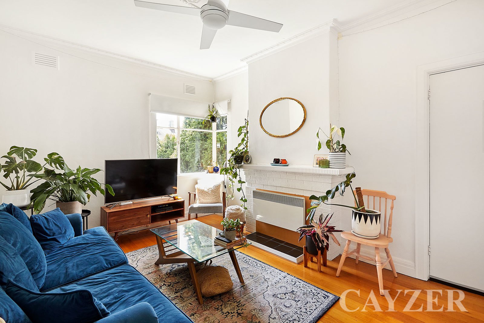 Gallery: 18/23-25 Charnwood Road