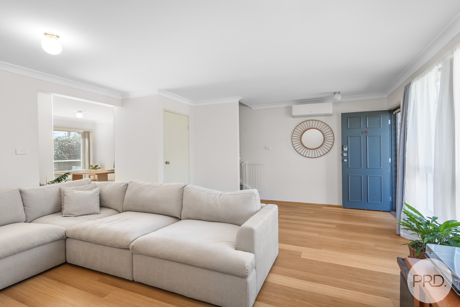 18/23 Robinson Street ANNA BAY 4