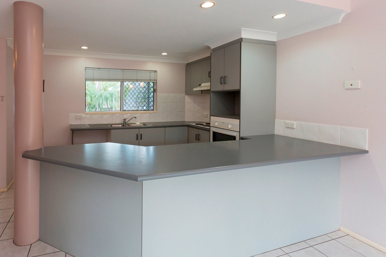 18/24 (Sailz) Pandanus Drive CANNONVALE 4